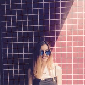 Meet your Posher, Maddie